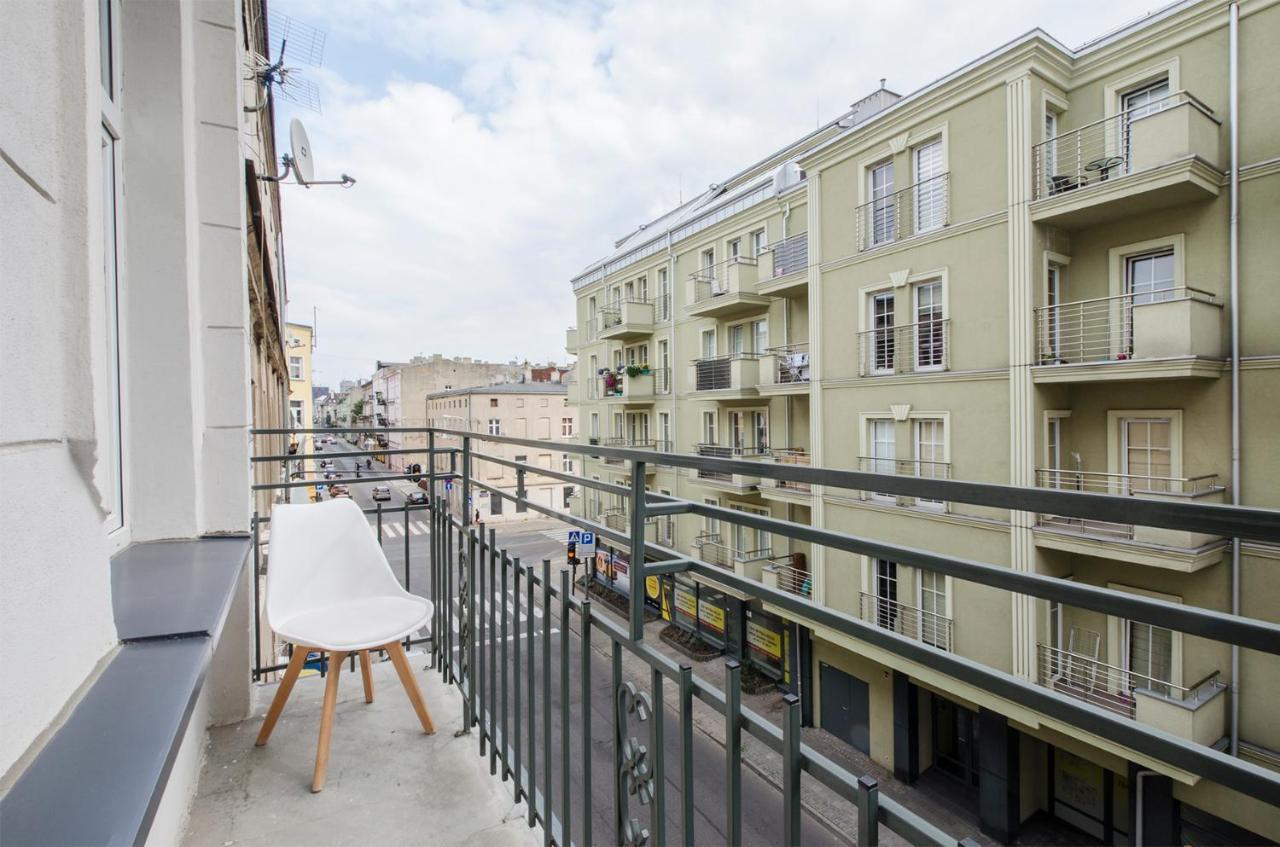 Cozy Apartments On Sierpnia Street Lodź Bagian luar foto